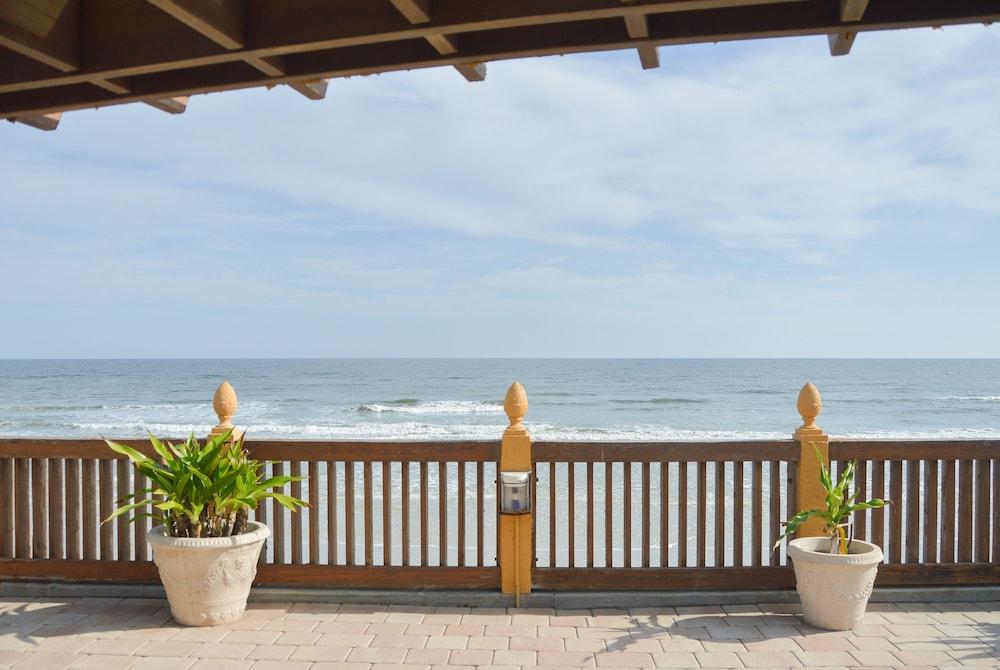 La Bella Oceanfront Inn - Daytona Daytona Beach Exterior photo