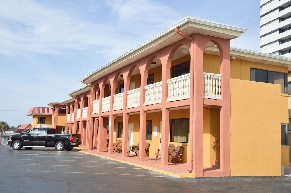 La Bella Oceanfront Inn - Daytona Daytona Beach Exterior photo